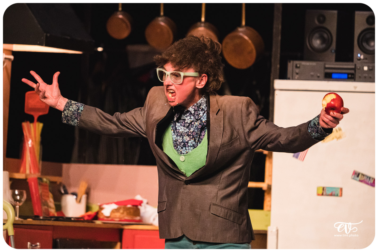 LES FEMMES SAVANTES (CIE DU DETOUR)